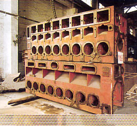 機車發(fā)動機機體